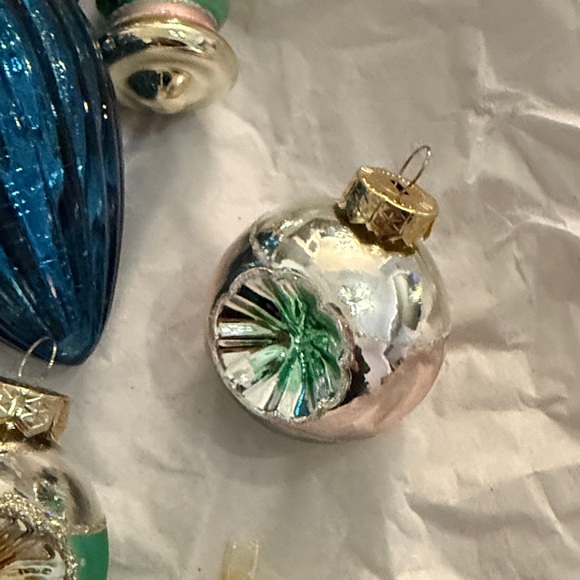 Vintage Style Holiday Ornament Set - Multicolor - Picture 7 of 10